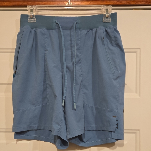 Lululemon Licensed To Train Linerless Shorts 7" Mens Small - Picture 1 of 9